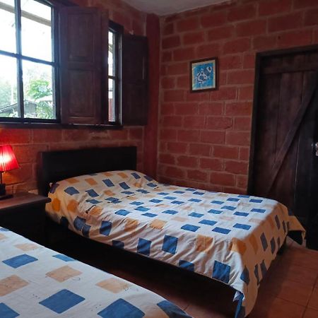 Hosteria Sapos Y Ranas Milpe Eksteriør bilde